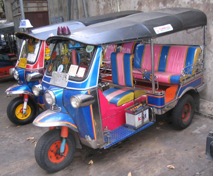 Penampakan Tuk-Tuk Thailand