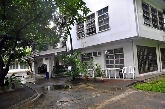 Bagian Depan Manila Intenational Youth Hostel