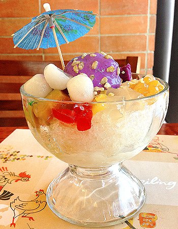 Es Halo-Halo di Max's Restourant