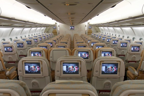 Bagian Dalam Etihad Coral Economy Class (Photo by : Wikipedia) 