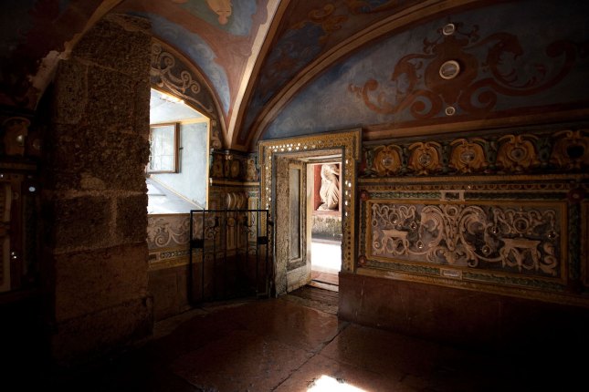 Susah kan mengira-ngira dimana letak jebakannya.