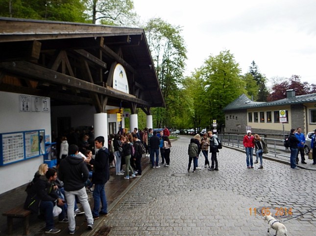 Halte Bis dan kantor Tourist Information Hohenschwangau
