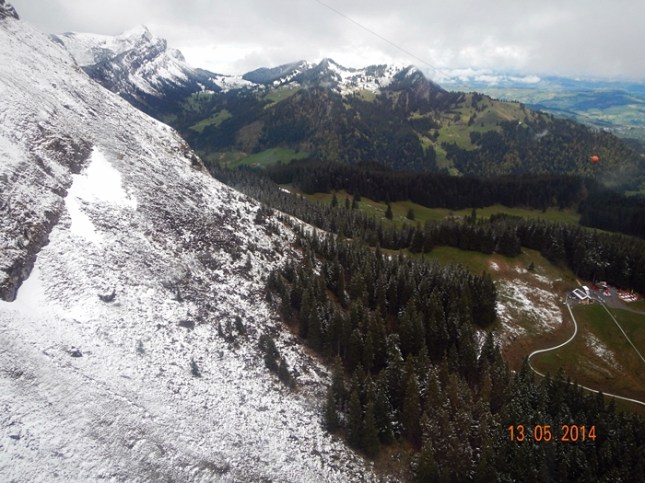 Pemandangan dari Aerial Cableway