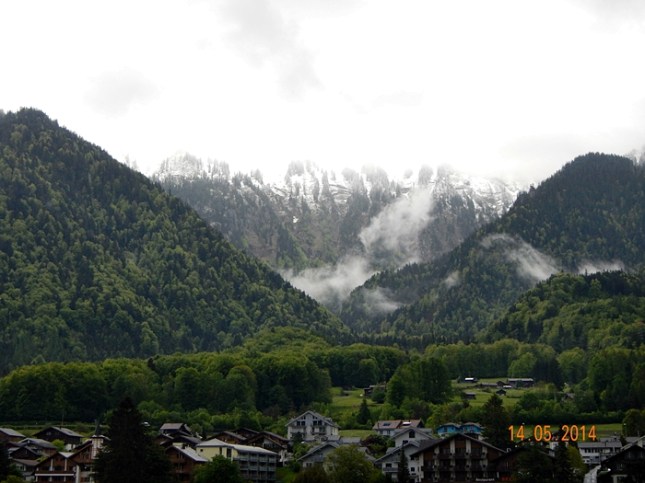 Pemandangan di tepi Lake Brienz