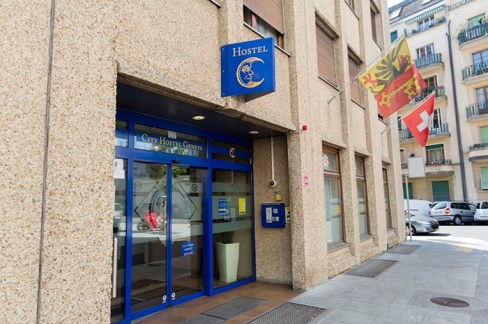 Bagian Depan City Hostel Geneva
